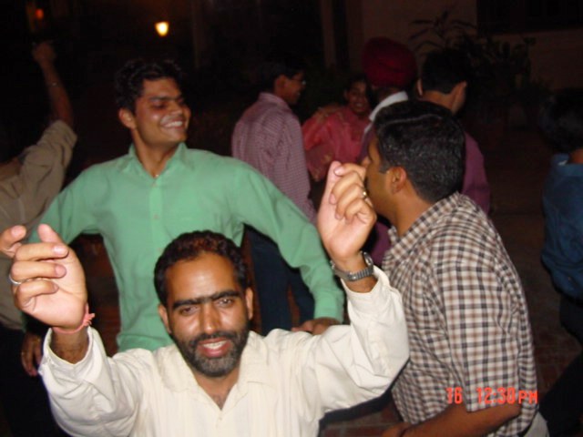 Pritam-Gurp Dancing.JPG
